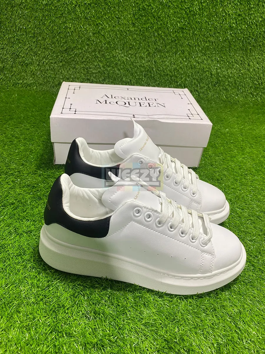 Alexander Mcqueen Sneakers (B/W)