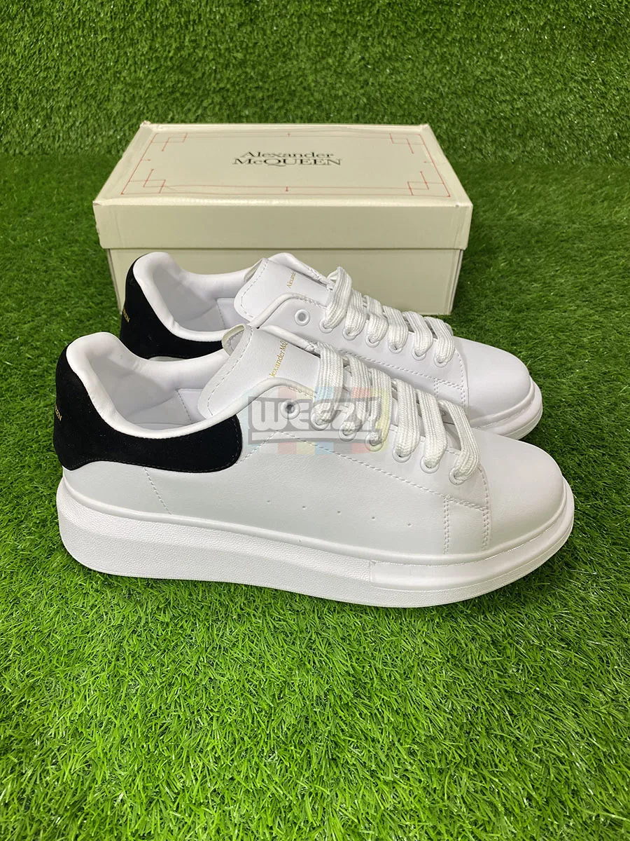 Alexander Mcqueen Sneakers (W/B) (Premium Quality)