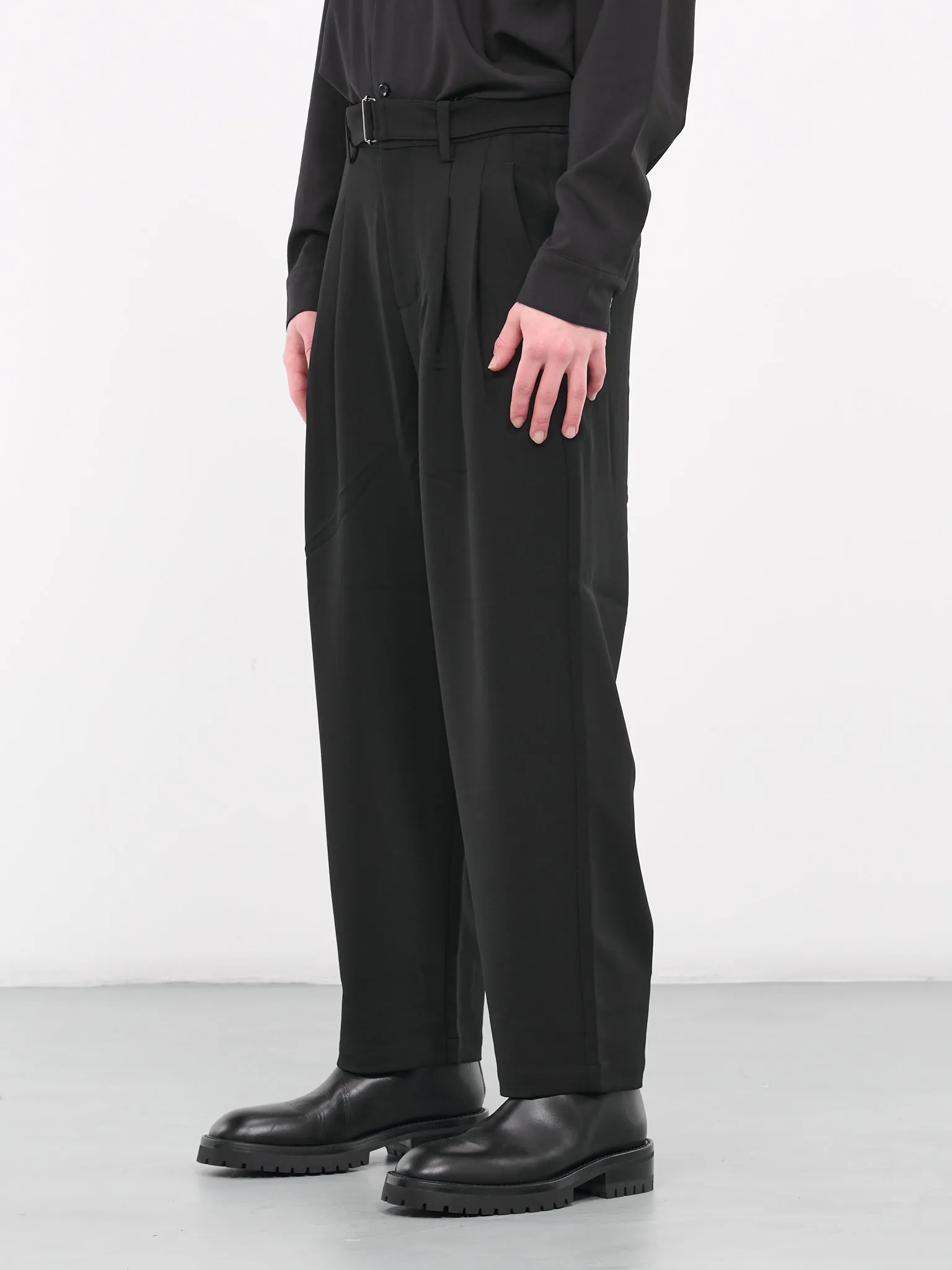 Belted Trousers (AP32-045-BLACK)