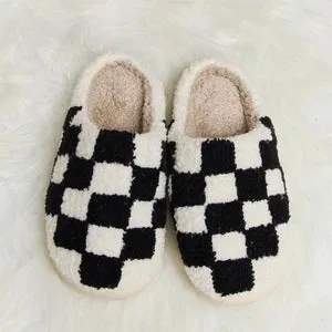 Patterned Slippers