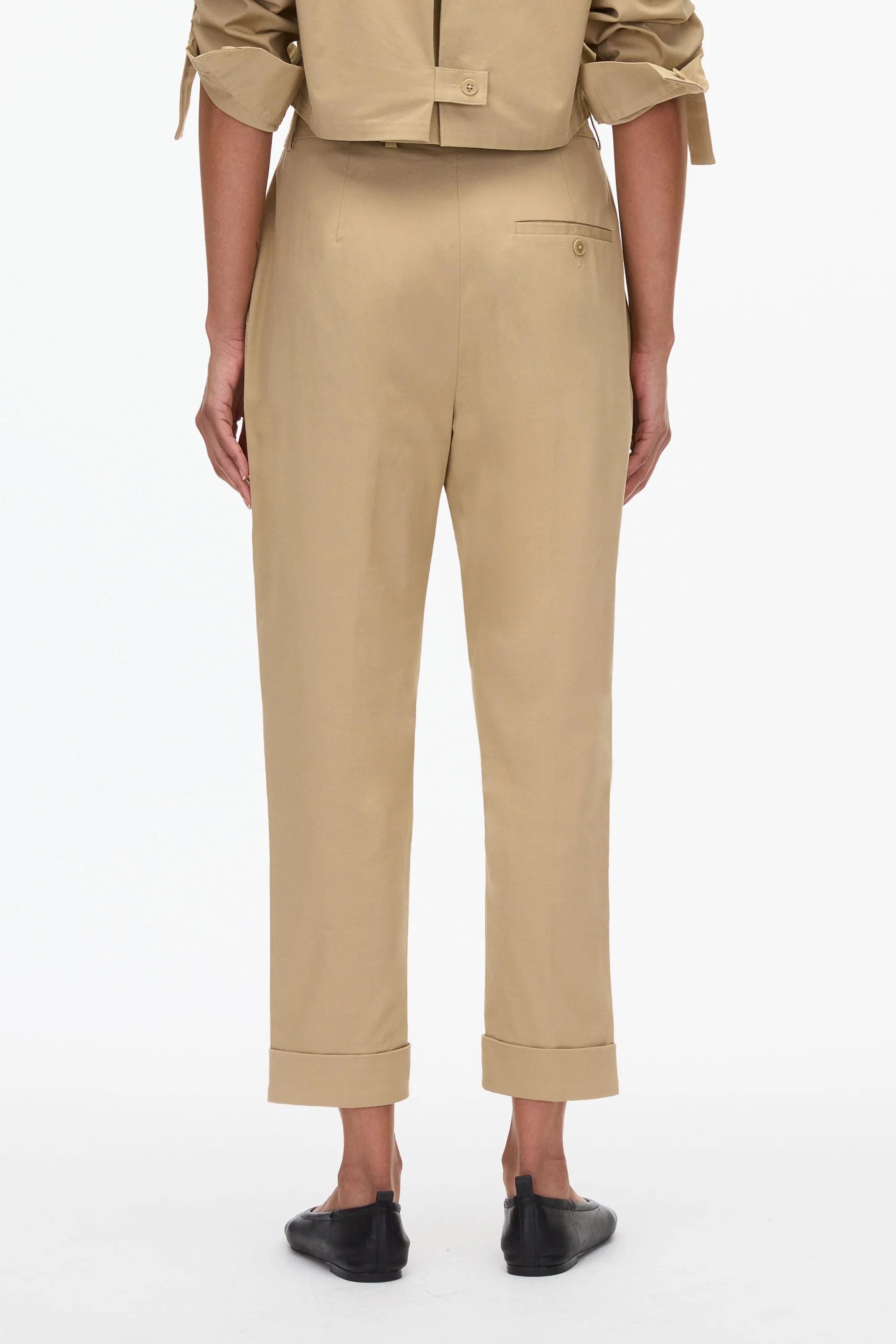 Cropped Carrot Trousers