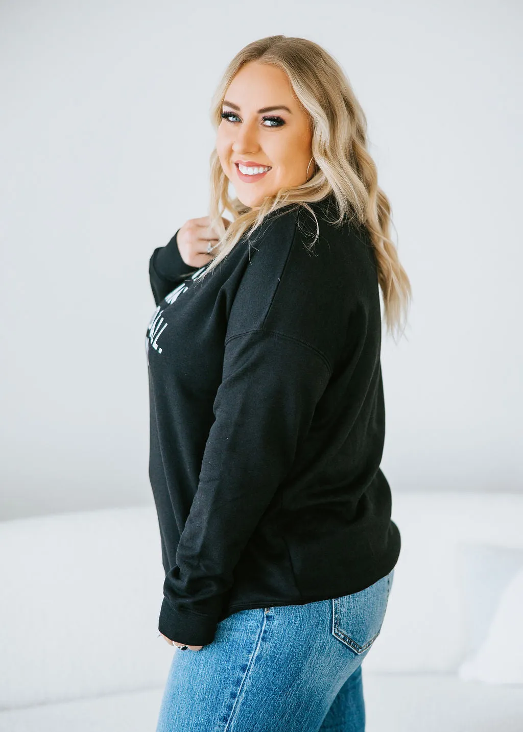 Curvy Sorry Can't Graphic Sweatshirt