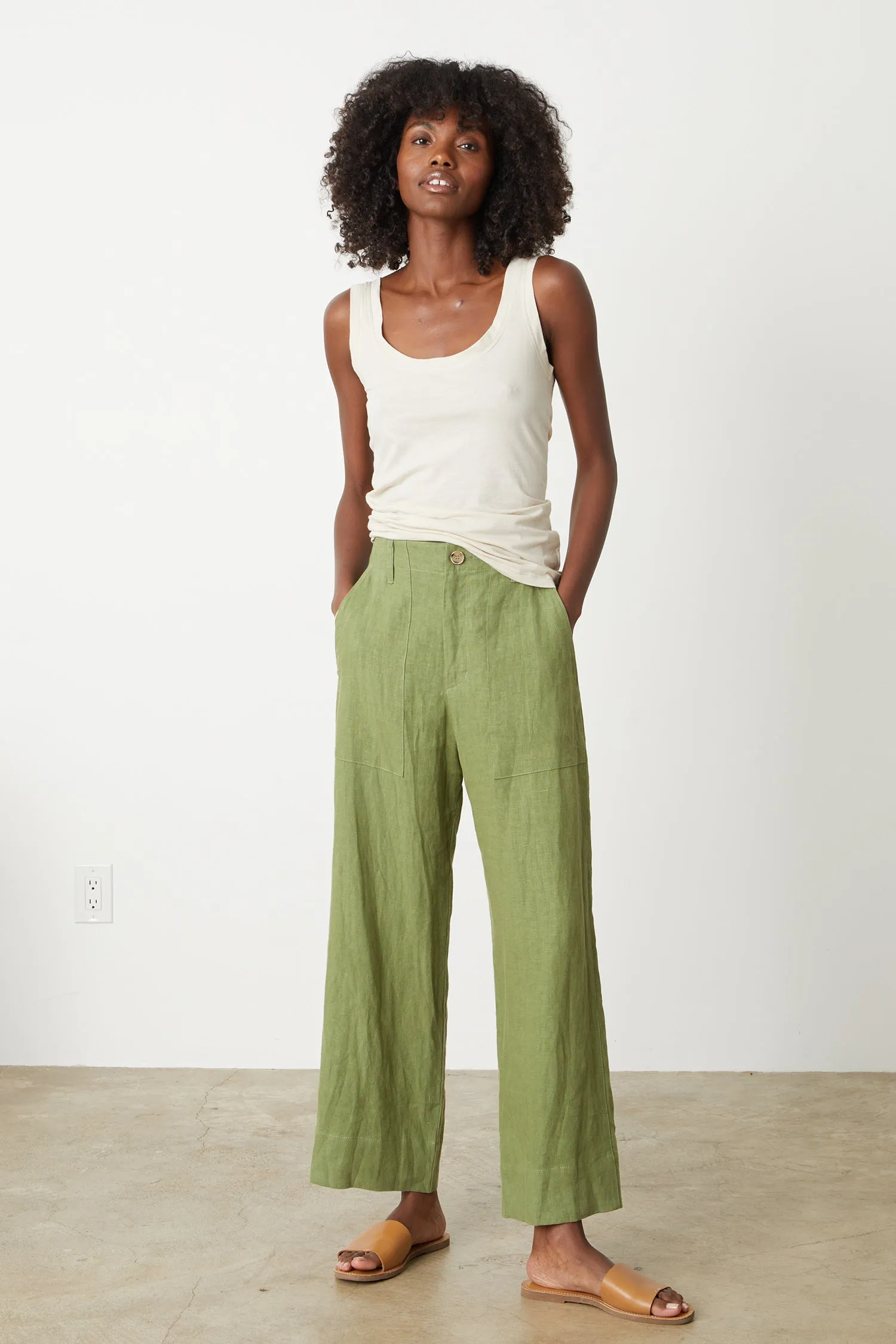 DRU HEAVY LINEN TROUSERS IN BASIL