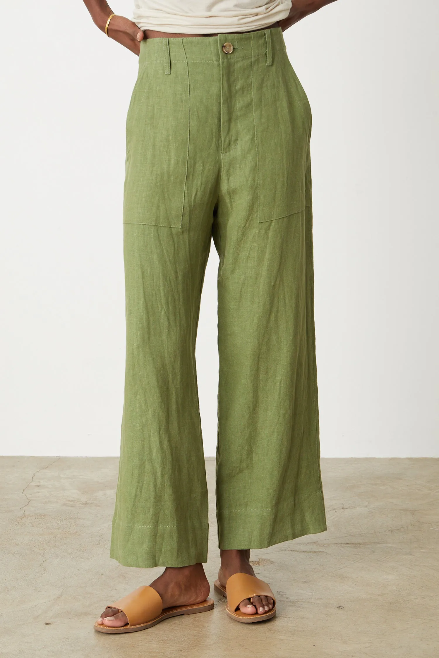 DRU HEAVY LINEN TROUSERS IN BASIL