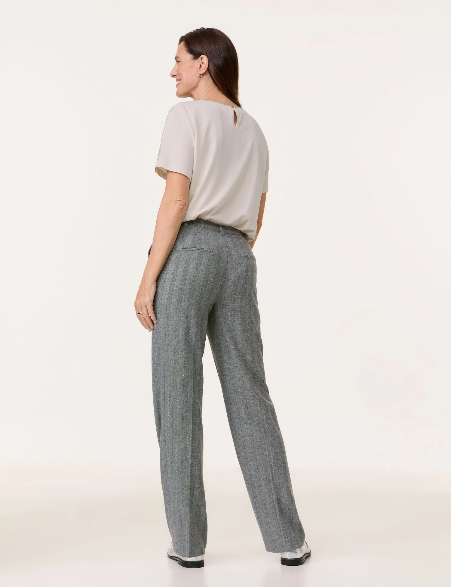 Elegant fabric trousers with pinstripes