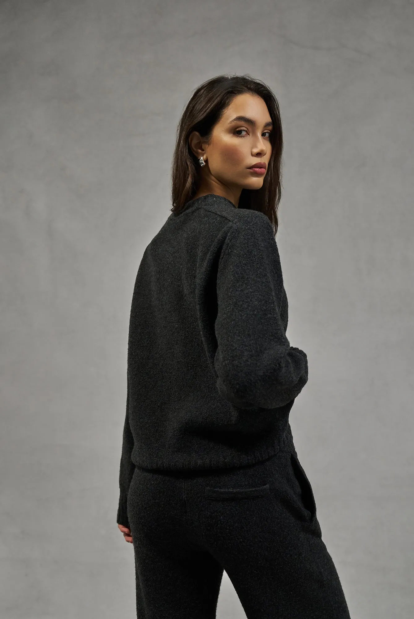 FLUFFY KNIT EMBLEM EMBROIDERED CREW - CHARCOAL