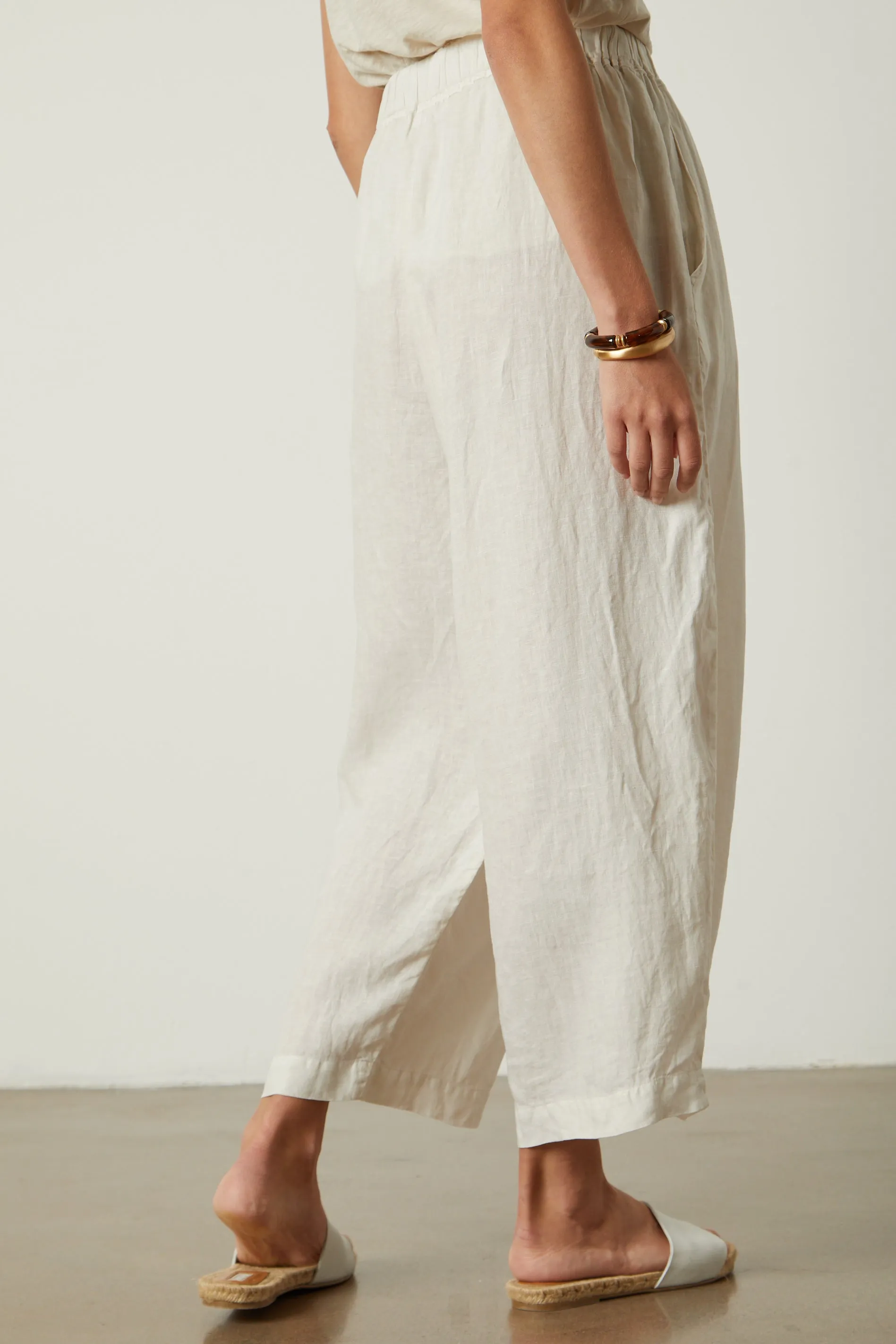 HANNAH WOVEN LINEN TROUSERS IN BEACH