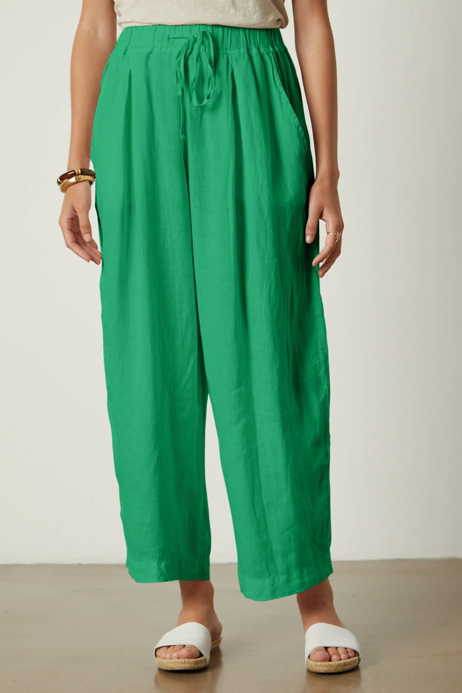 HANNAH WOVEN LINEN TROUSERS IN JADE