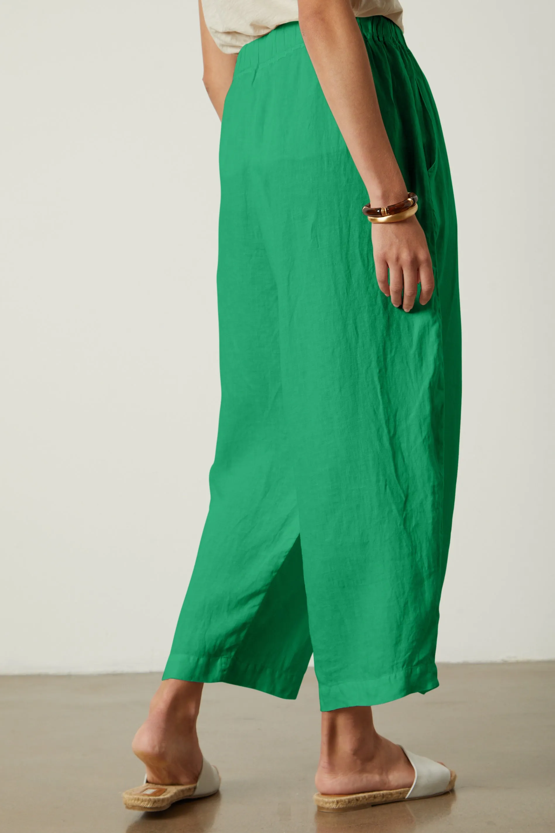 HANNAH WOVEN LINEN TROUSERS IN JADE