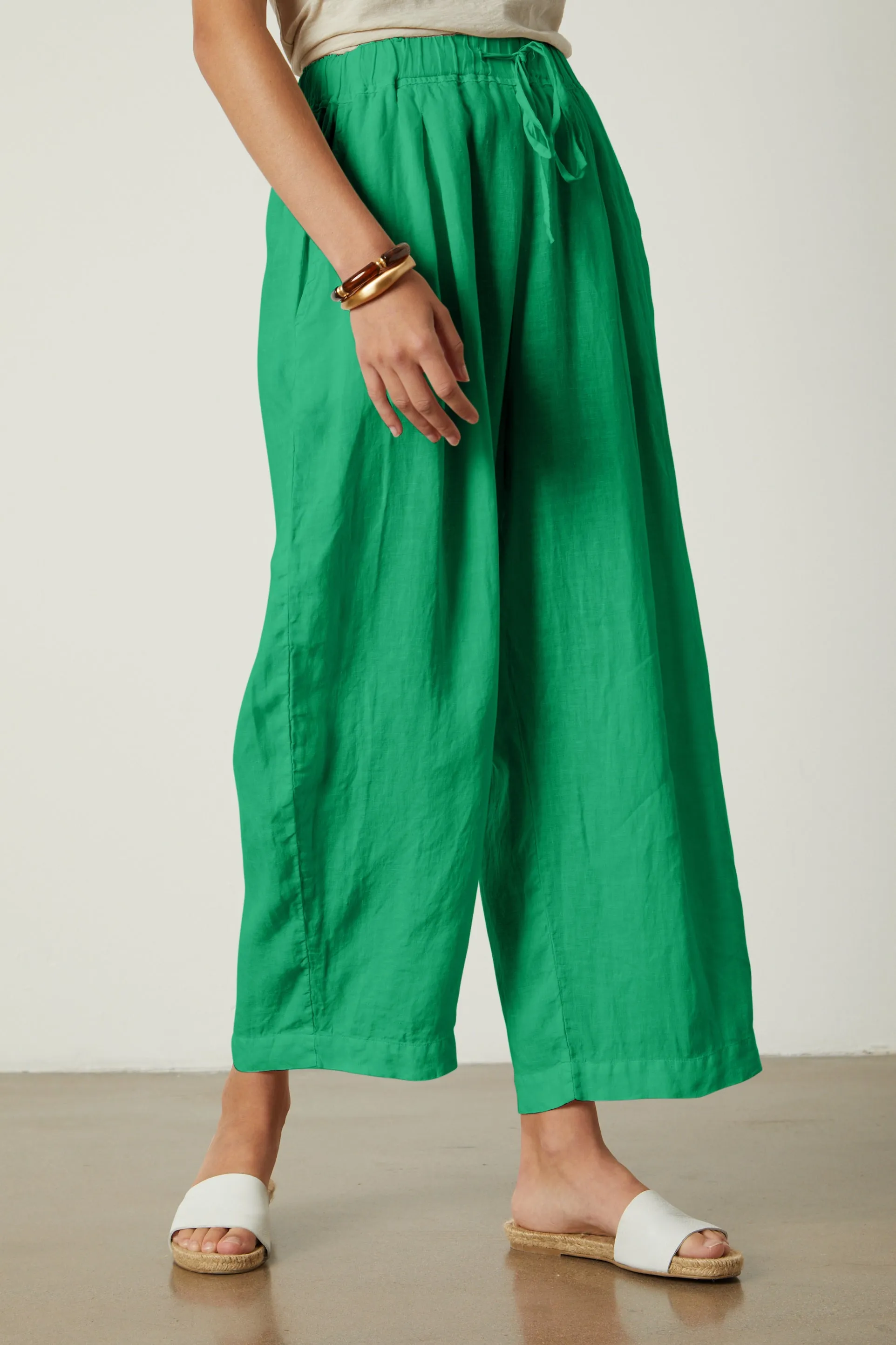 HANNAH WOVEN LINEN TROUSERS IN JADE