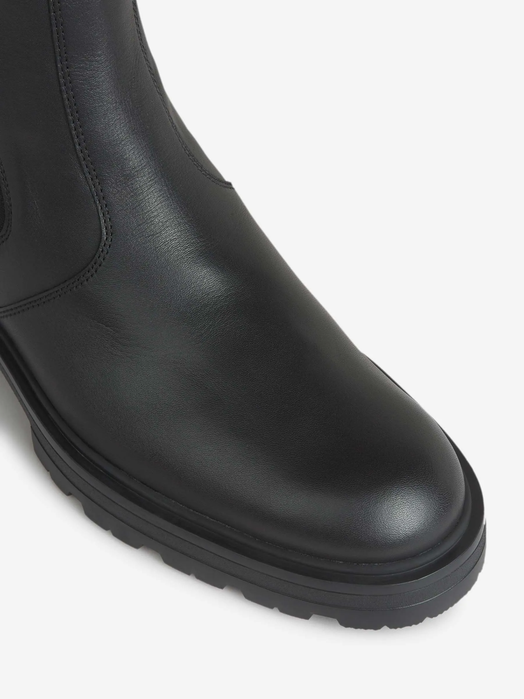 High-Quality Chelsea Boots