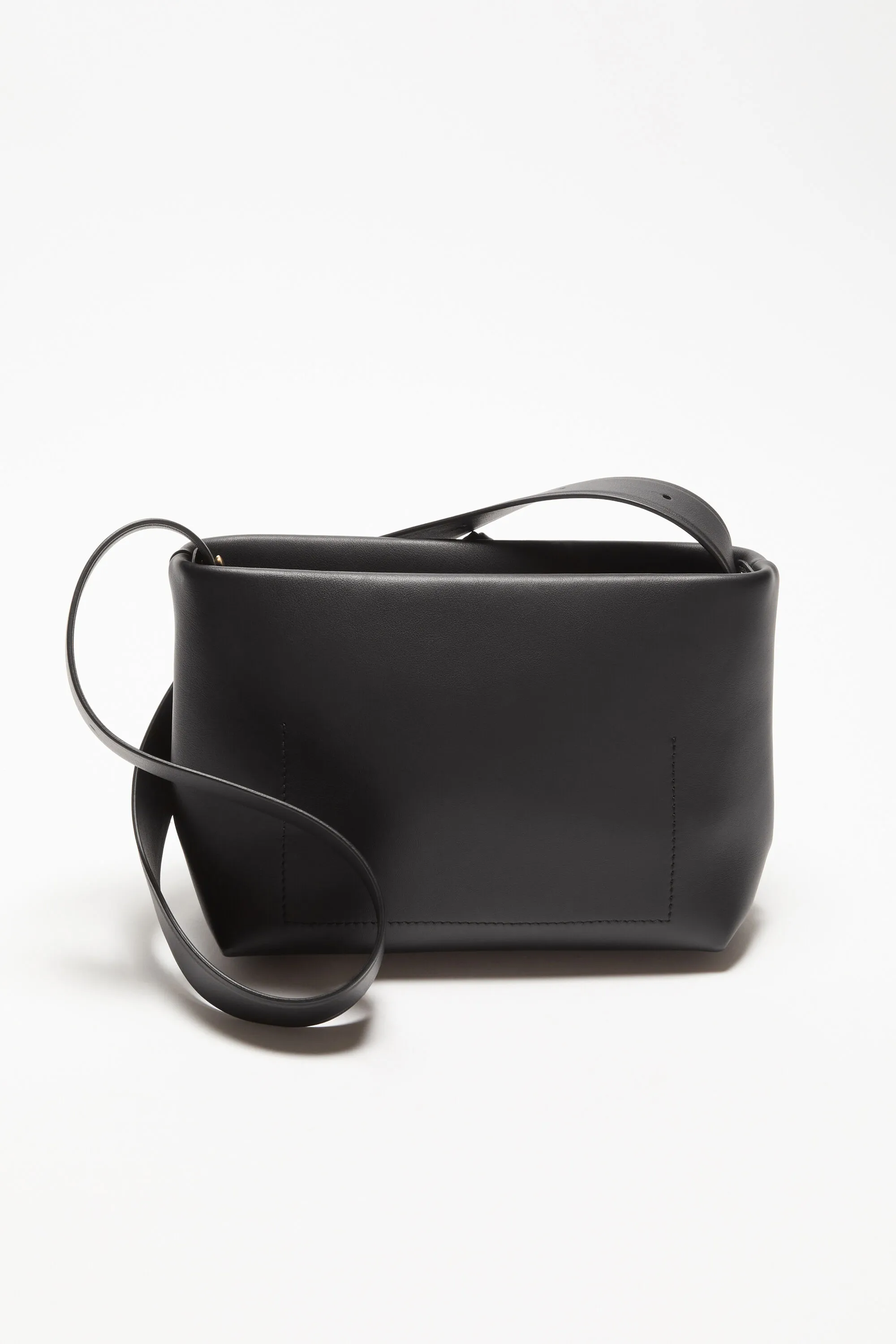 Musubi shoulder bag