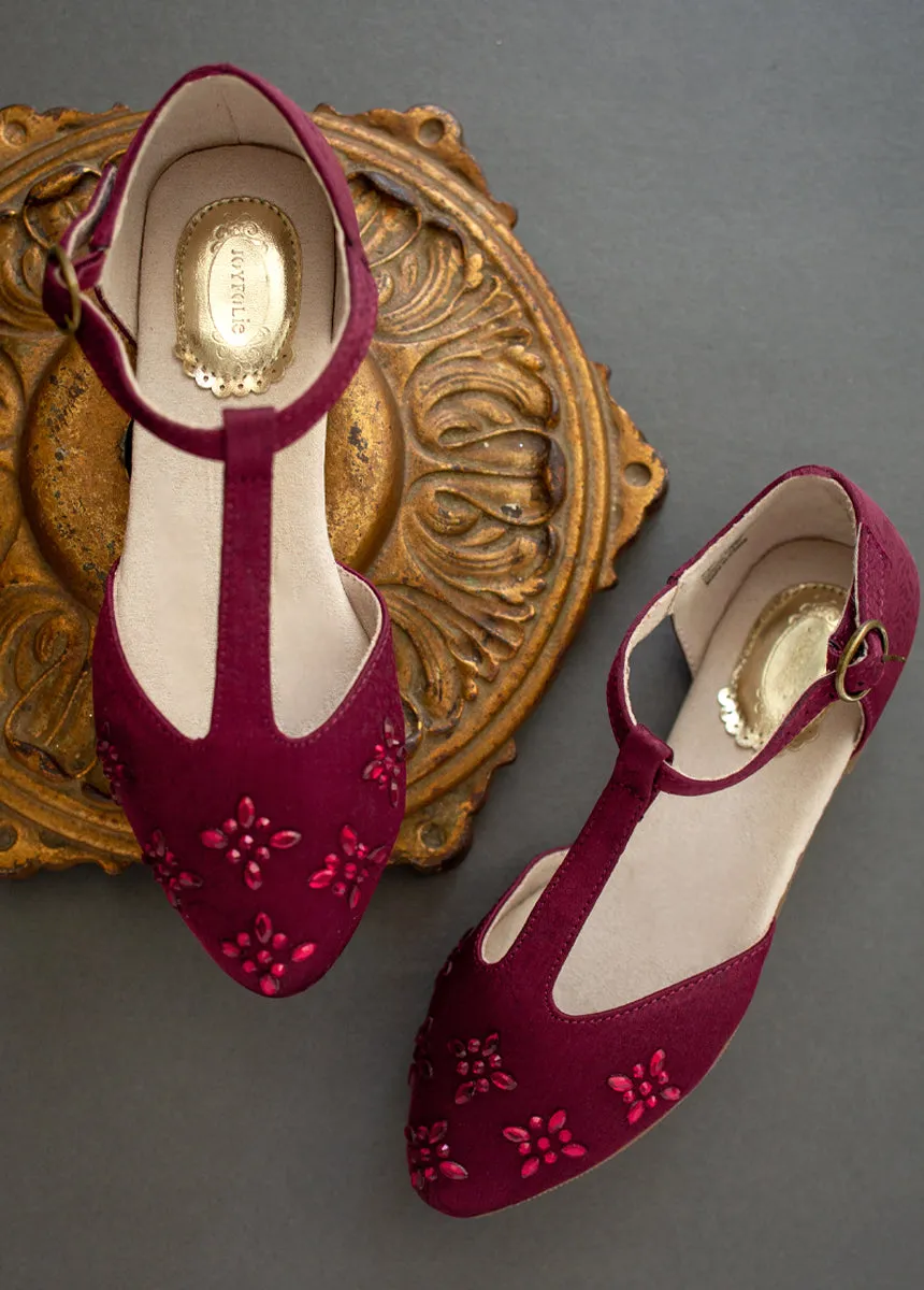 Natalia Flat in Burgundy