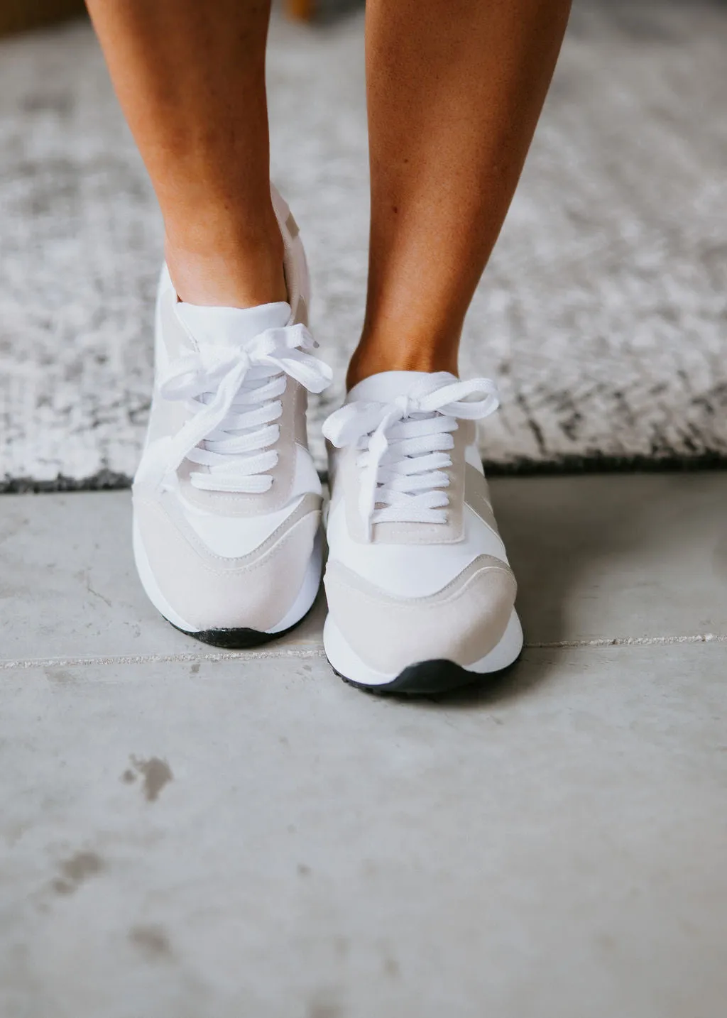 Nova Platform Sneakers