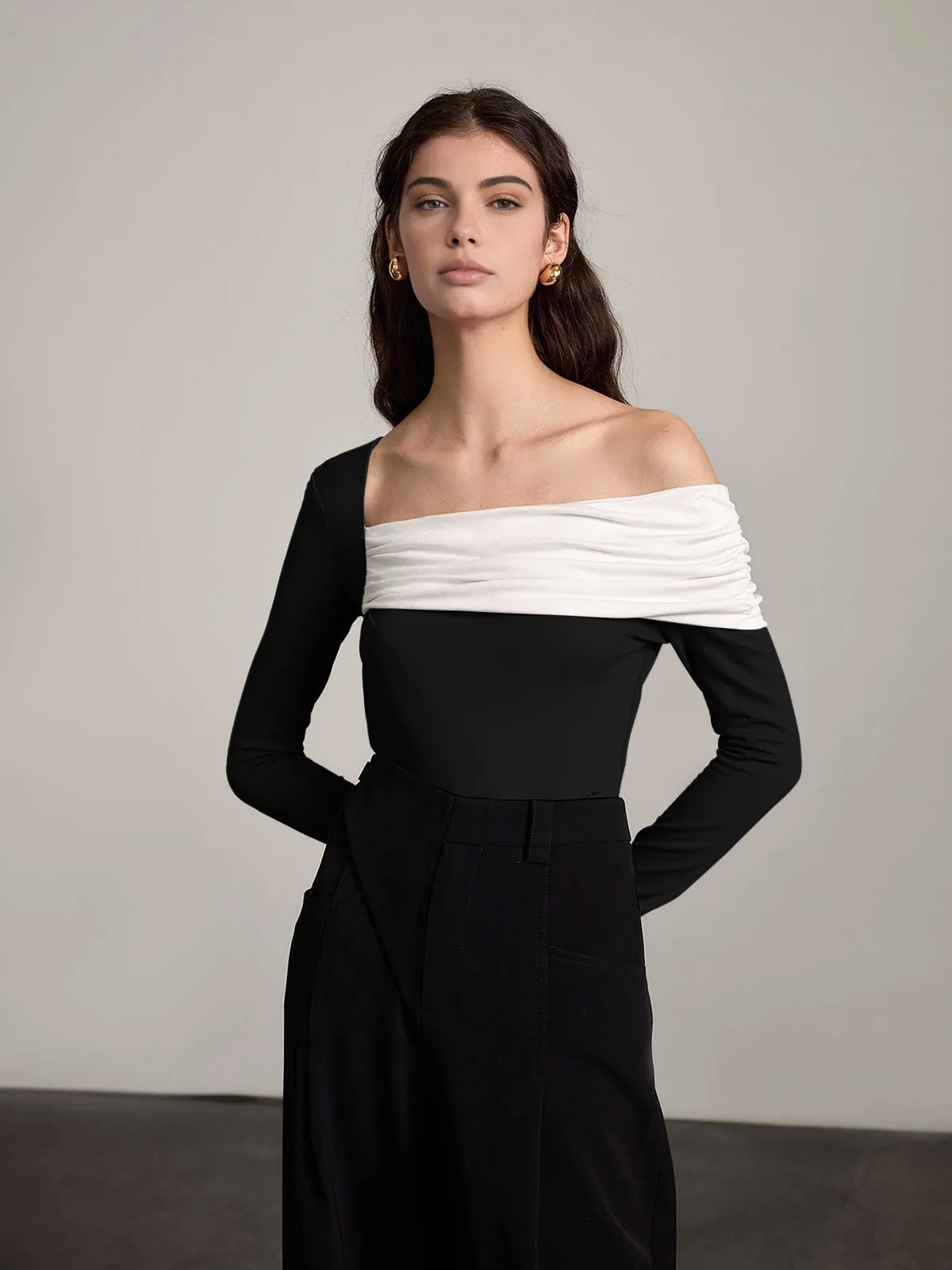 One-Shoulder Ruched Slim Top