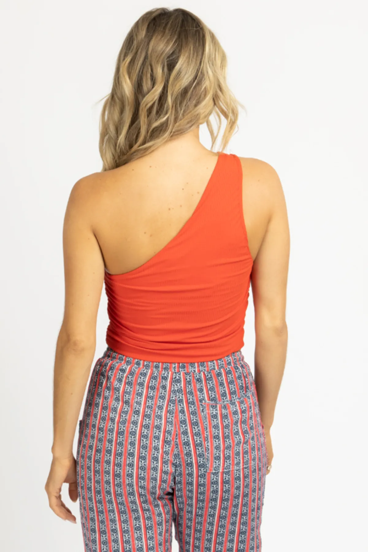 POPPY RED ONE SHOULDER CROP