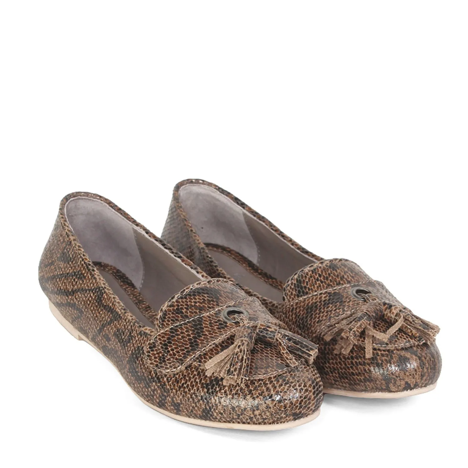 Round Toe Flat Sole Snake Print Leather Tassel Ballerinas