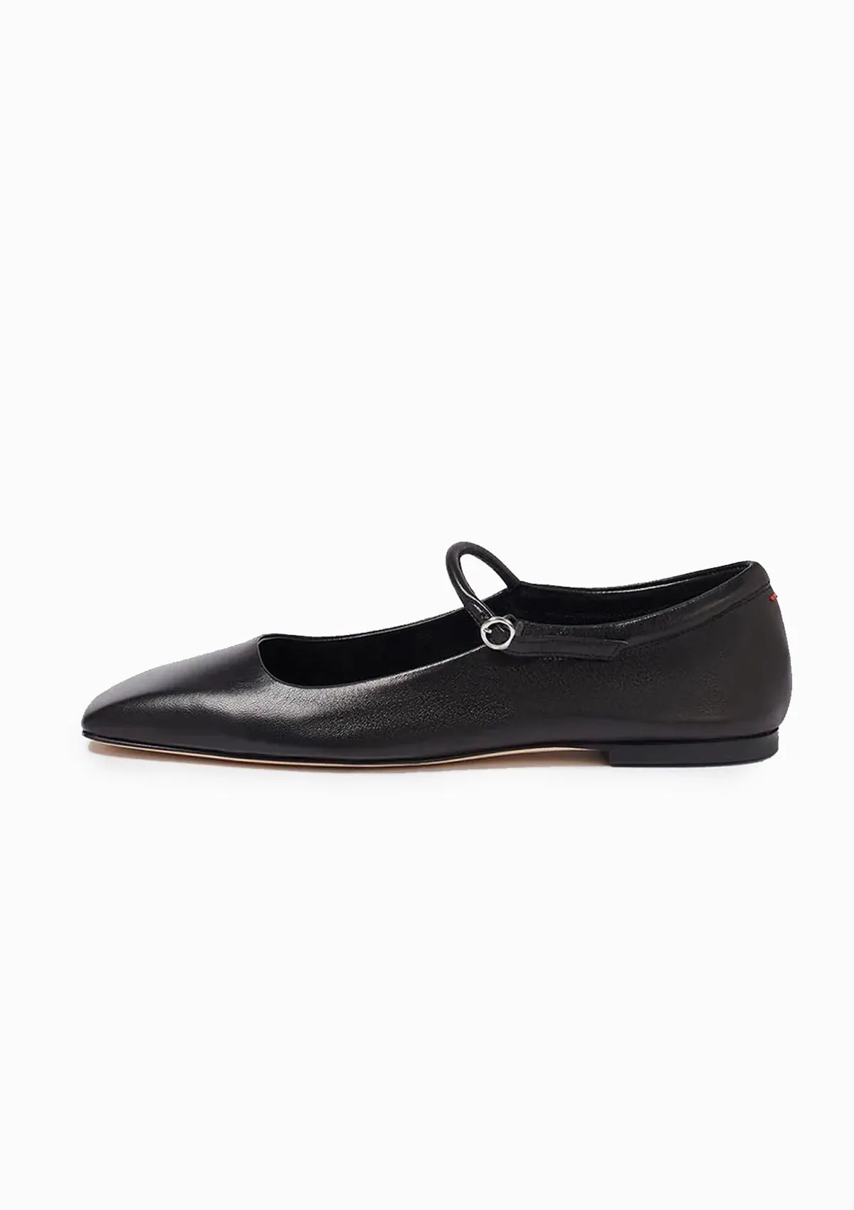 Uma Flat | Black