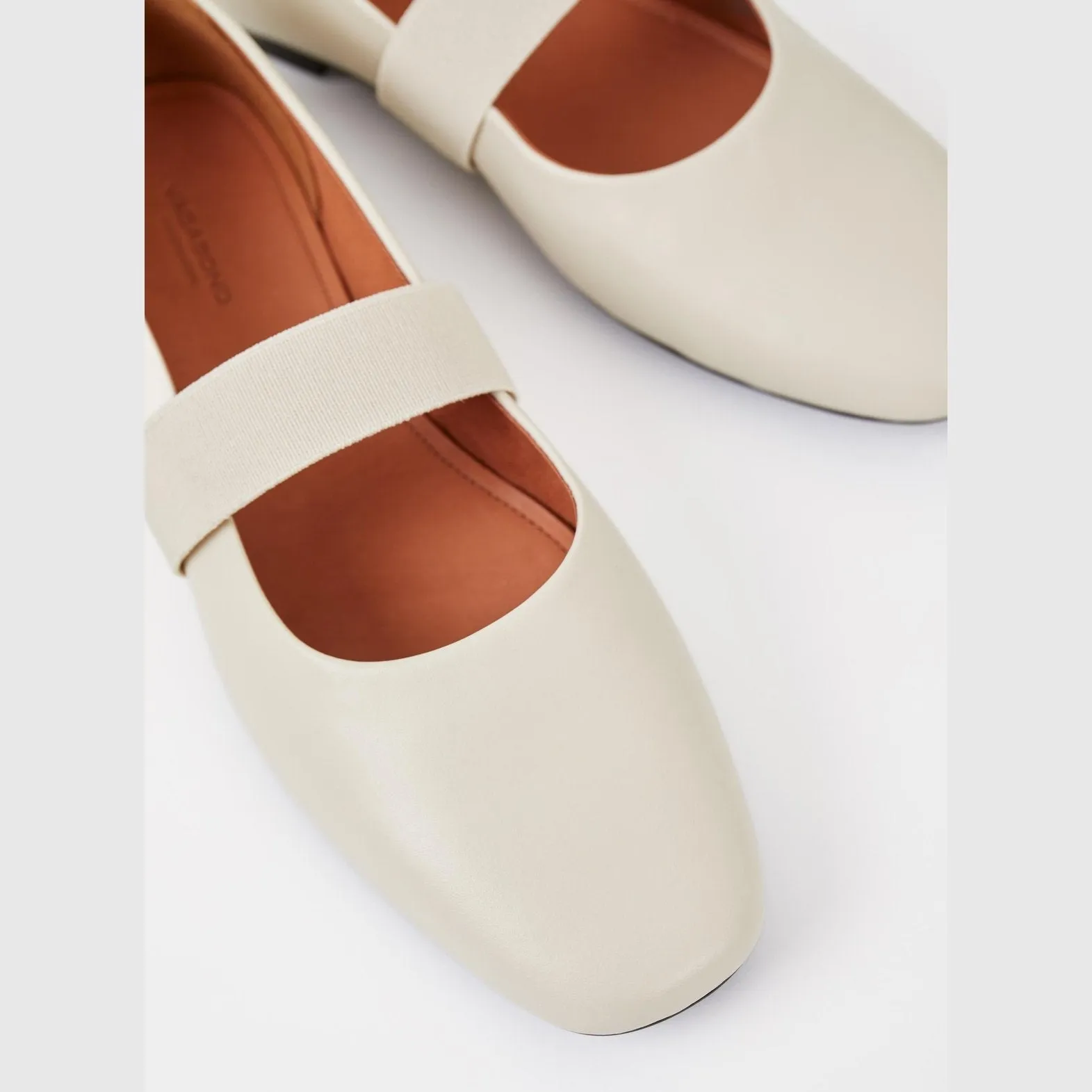 Vagabond Jolin Ballet Flat